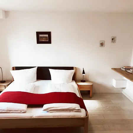 Brunnenhof - Kleine 3*